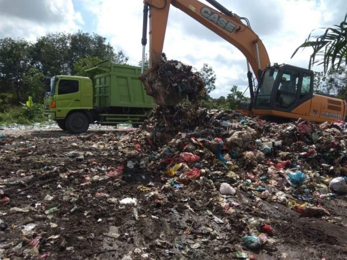 Tanggapi-Laporan-Masyarakat-Sampah-di-Jalan-Penyangga-Bersih-dalam-sehari