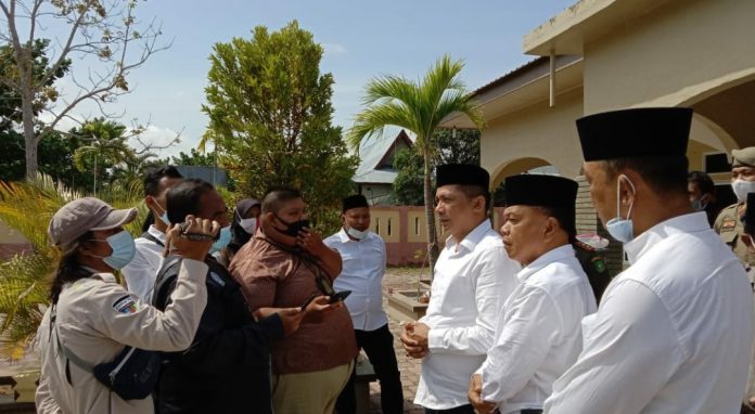 dprd-meranti-tetapkan-bupati-dan-wakil-bupati-terpilih-dalam-sidang-paripurna