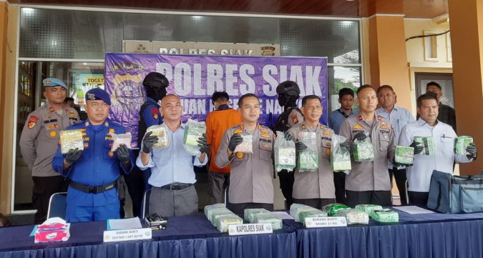 Sabu 21 Kg dan 1.897 Butir Ektasi Berhasil Diamankan Polres Siak